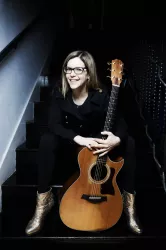 Lisa Loeb & Nine Stories