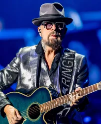 Dave Stewart [David Allan Stewart]